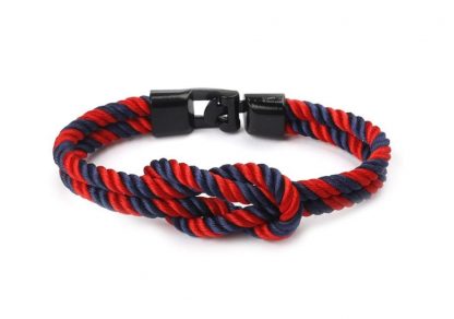 Armband mit Kreuzknoten rote und blaue gedrehte Kordel